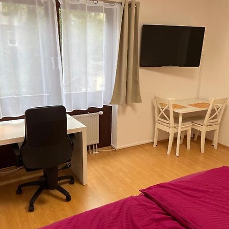 Zimmer Im Herzen Von Durlach Karlsruhe Dış mekan fotoğraf